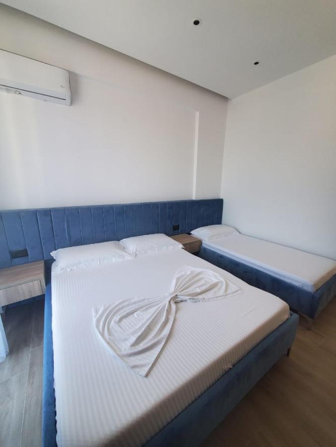 Gl Hotel Ксамил Екстериор снимка
